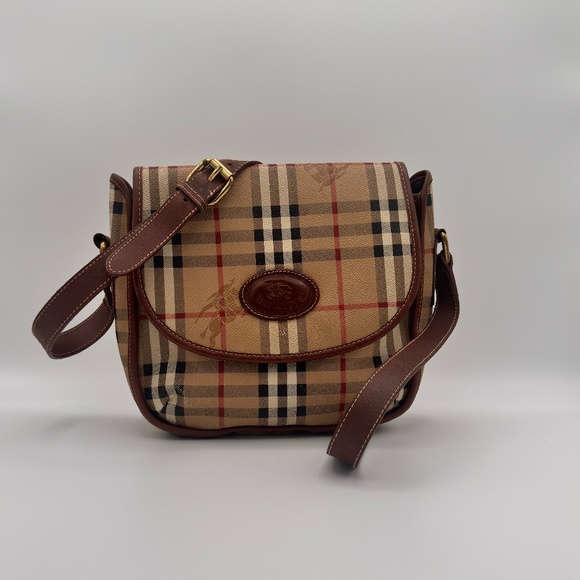 BERBERRYS - Vintage Flap Shoulder Bag R1.289 - Picture 1 of 1